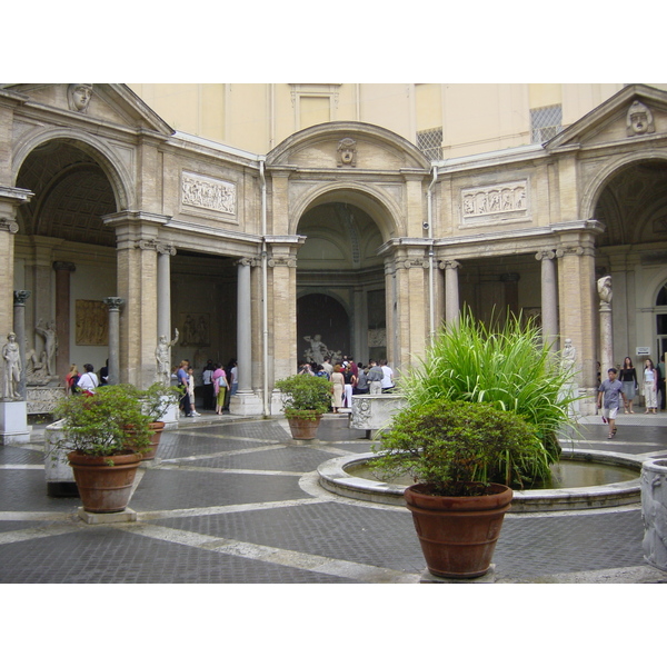 Picture Italy Vatican 2002-07 123 - Journey Vatican