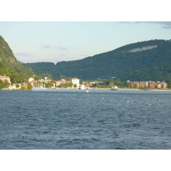 Picture Italy Verbania to Laveno boat trip 2009-06 11 - Center Verbania to Laveno boat trip