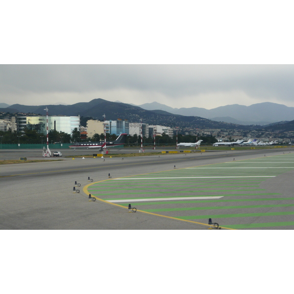 Picture France Nice Airport 2007-07 30 - Discovery Nice Airport