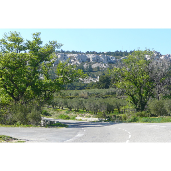 Picture France Provence Mouries to Baux de Provence road 2008-04 16 - Around Mouries to Baux de Provence road