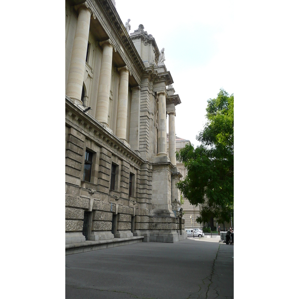 Picture Hungary Budapest Central Budapest 2007-06 150 - Around Central Budapest