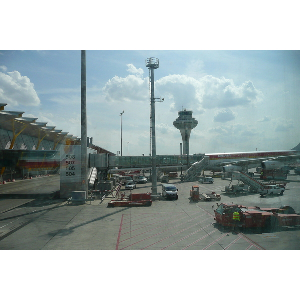 Picture Spain Madrid Barajas Airport 2007-09 41 - Center Barajas Airport