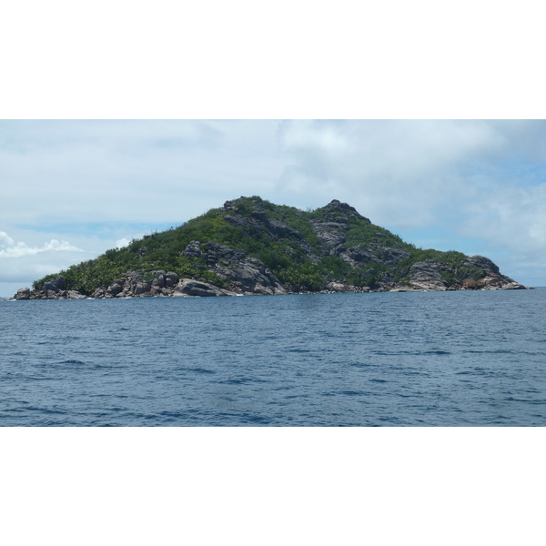 Picture Seychelles Petite Soeur 2011-10 11 - Tours Petite Soeur