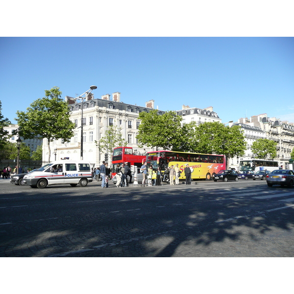 Picture France Paris Etoile and Arc de Triomphe 2007-05 45 - Around Etoile and Arc de Triomphe