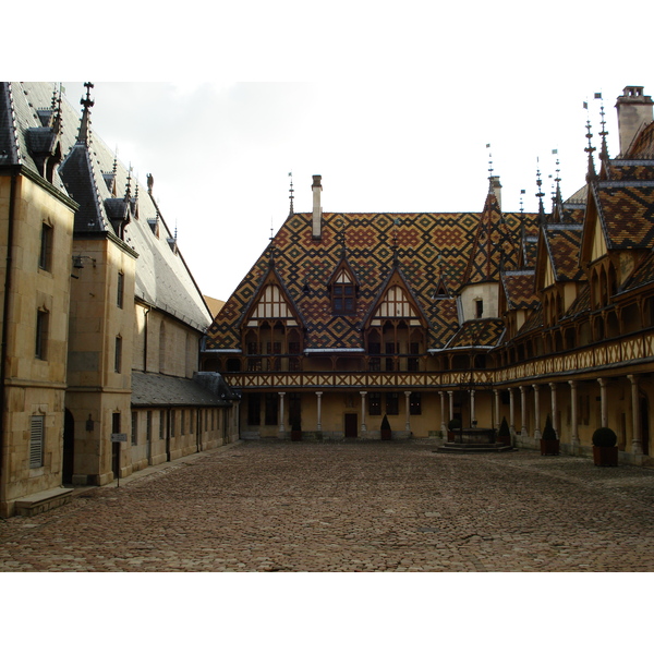 Picture France Beaune Hospices de Beaune 2007-01 1 - Tour Hospices de Beaune