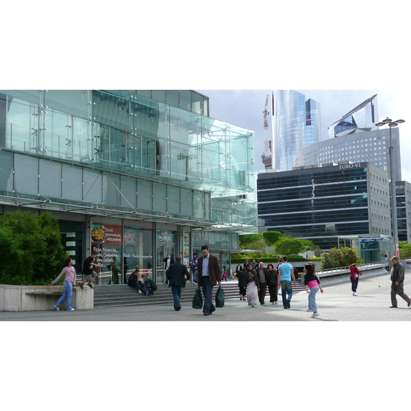 Picture France Paris La Defense 2007-05 80 - Journey La Defense