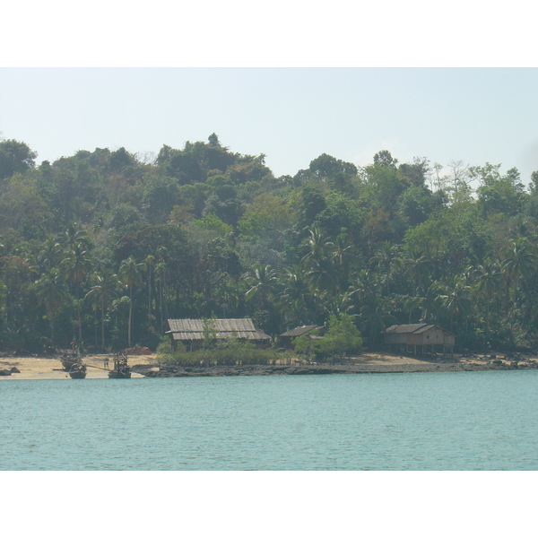 Picture Myanmar Myeik (Mergui) 2005-01 118 - Tours Myeik (Mergui)