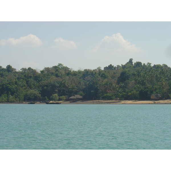 Picture Myanmar Myeik (Mergui) 2005-01 121 - Journey Myeik (Mergui)