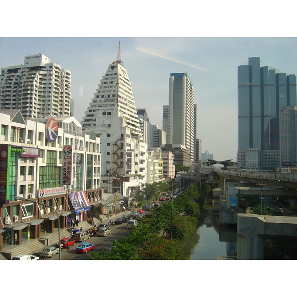 Picture Thailand Bangkok Sky Train 2004-12 27 - History Sky Train