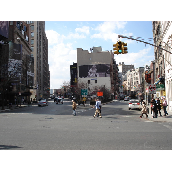 Picture United States New York Soho 2006-03 18 - Center Soho