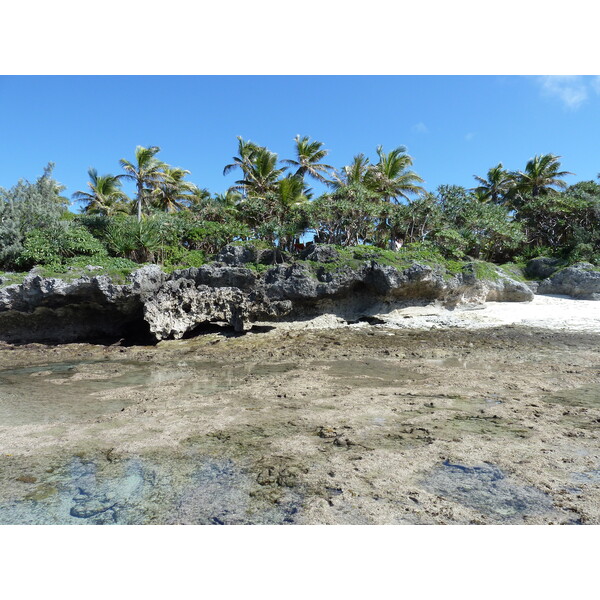 Picture New Caledonia Lifou Mu 2010-05 40 - Tours Mu