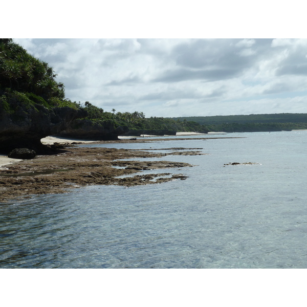 Picture New Caledonia Lifou Mu 2010-05 31 - Around Mu