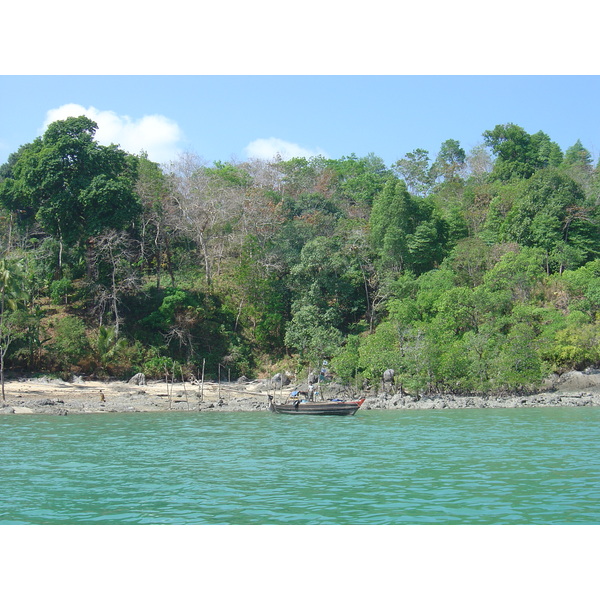 Picture Myanmar Myeik (Mergui) 2005-01 110 - Tours Myeik (Mergui)