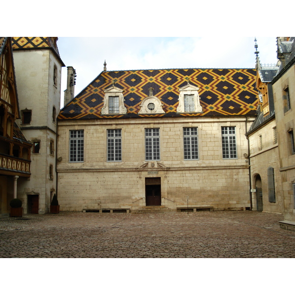 Picture France Beaune Hospices de Beaune 2007-01 63 - Tour Hospices de Beaune