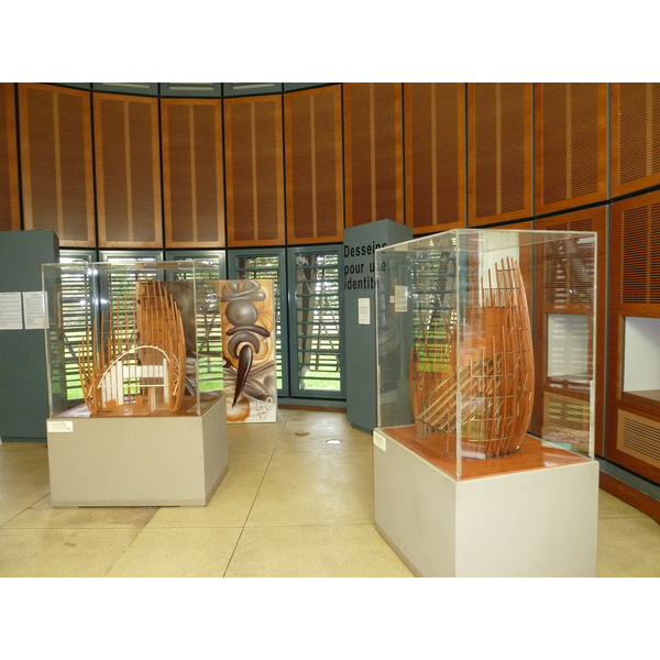 Picture New Caledonia Tjibaou Cultural Centre 2010-05 15 - Center Tjibaou Cultural Centre