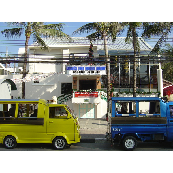 Picture Thailand Phuket Patong Beach Road 2005-12 76 - Journey Beach Road