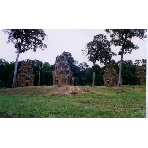 Picture Cambodia Angkor 1996-06 30 - Discovery Angkor