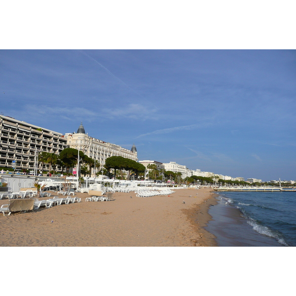 Picture France Cannes Beach 2008-04 6 - Center Beach