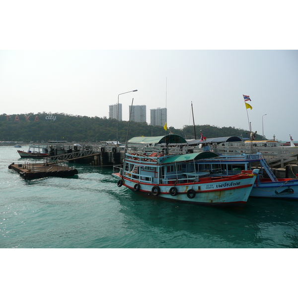 Picture Thailand Pattaya Bali Hai 2008-01 29 - Around Bali Hai