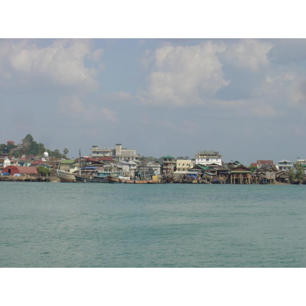 Picture Myanmar Myeik (Mergui) 2005-01 81 - Discovery Myeik (Mergui)