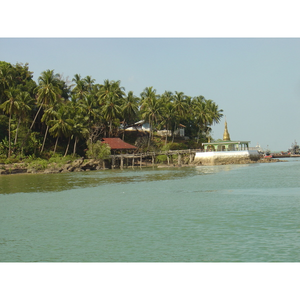 Picture Myanmar Myeik (Mergui) 2005-01 83 - Tours Myeik (Mergui)