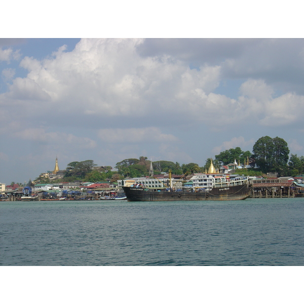 Picture Myanmar Myeik (Mergui) 2005-01 106 - History Myeik (Mergui)