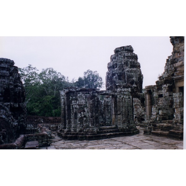 Picture Cambodia Angkor 1996-06 54 - History Angkor