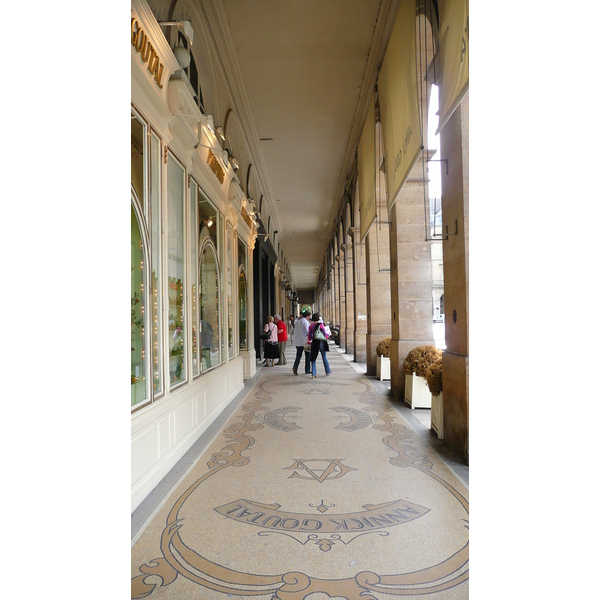 Picture France Paris Place Vendome 2007-07 77 - Journey Place Vendome