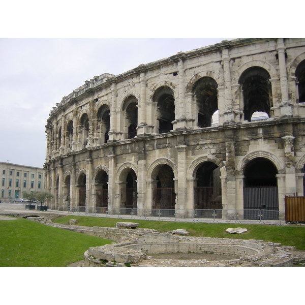 Picture France Nimes 2001-11 11 - Journey Nimes