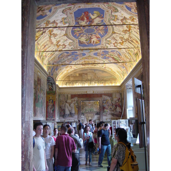 Picture Italy Vatican 2002-07 77 - Journey Vatican