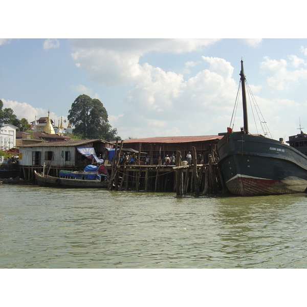 Picture Myanmar Myeik (Mergui) 2005-01 14 - Tour Myeik (Mergui)