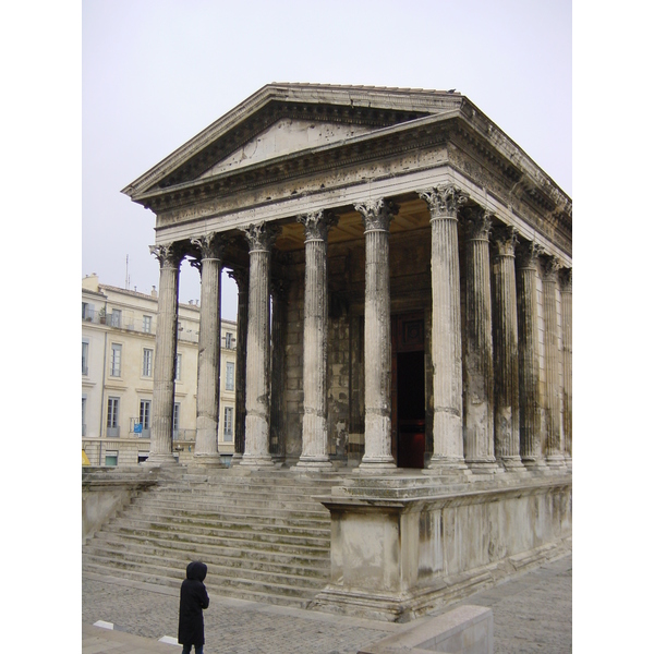 Picture France Nimes 2001-11 14 - Around Nimes