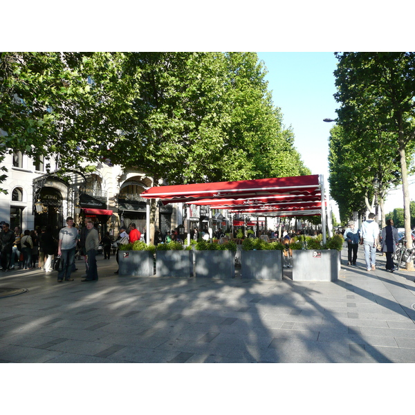 Picture France Paris Champs Elysees 2007-04 129 - History Champs Elysees