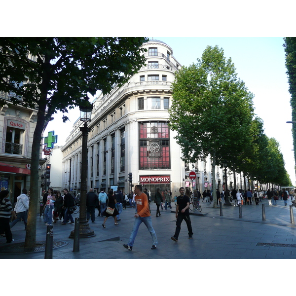 Picture France Paris Champs Elysees 2007-04 157 - Tours Champs Elysees