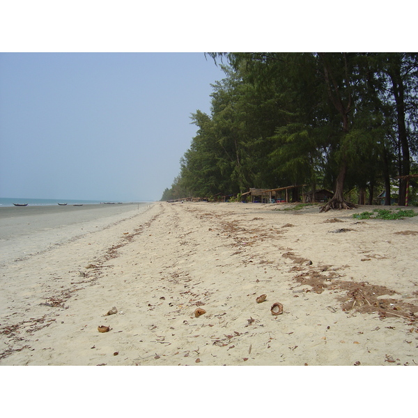 Picture Myanmar Maungmagan beach 2005-01 73 - Around Maungmagan beach