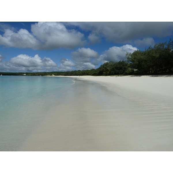 Picture New Caledonia Lifou Chateaubriant bay 2010-05 25 - Journey Chateaubriant bay