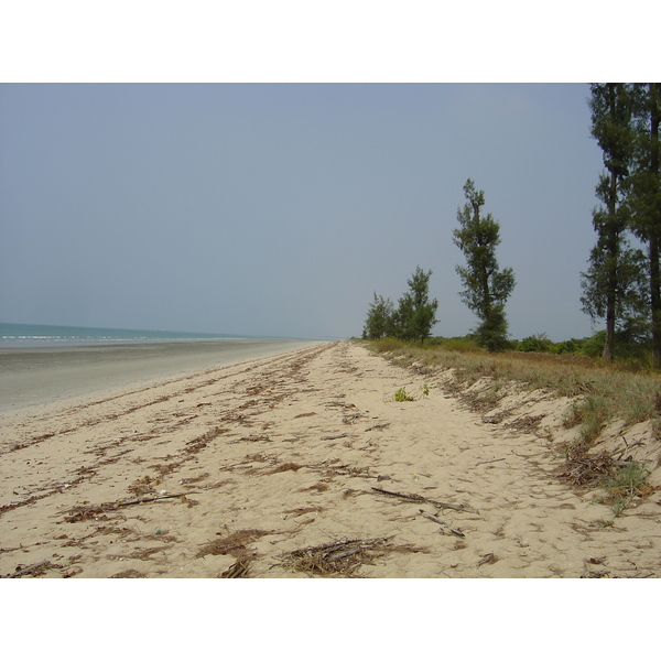 Picture Myanmar Maungmagan beach 2005-01 74 - Tours Maungmagan beach