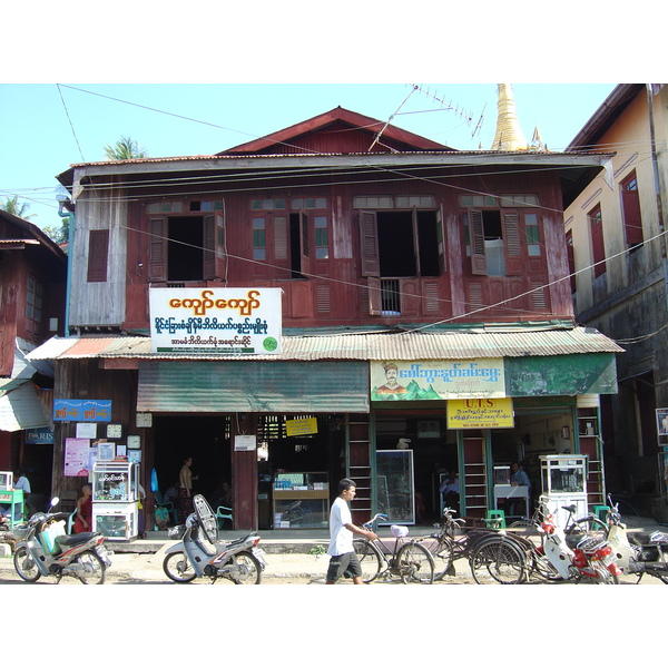 Picture Myanmar Myeik (Mergui) 2005-01 37 - Discovery Myeik (Mergui)