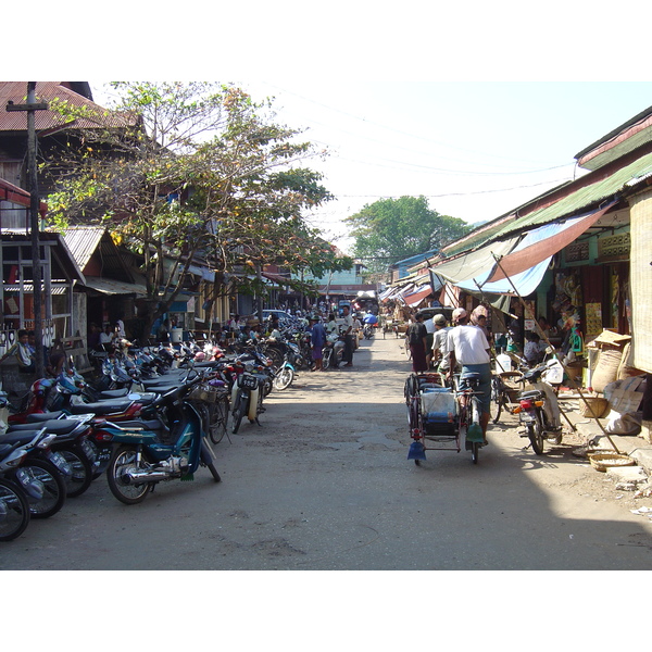 Picture Myanmar Myeik (Mergui) 2005-01 156 - Journey Myeik (Mergui)