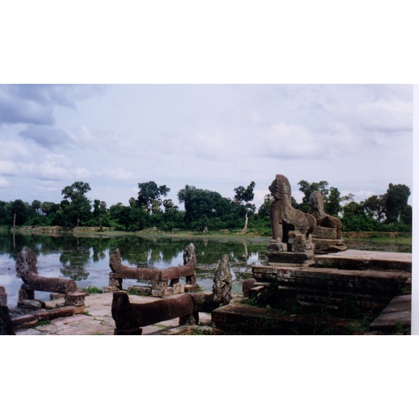 Picture Cambodia Angkor 1996-06 61 - Recreation Angkor