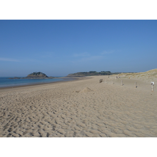 Picture France St Coulomb Du Guesclin Bay 2010-04 19 - History Du Guesclin Bay