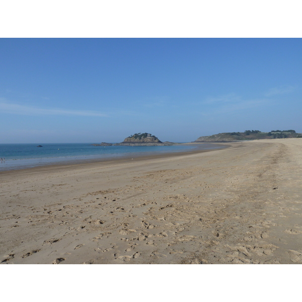 Picture France St Coulomb Du Guesclin Bay 2010-04 20 - Recreation Du Guesclin Bay