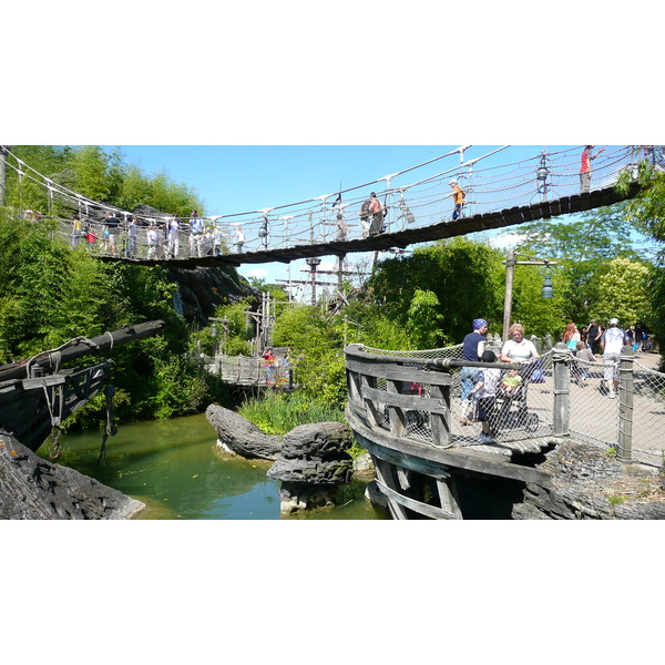 Picture France Disneyland Paris Adventure Isle 2007-07 20 - Around Adventure Isle