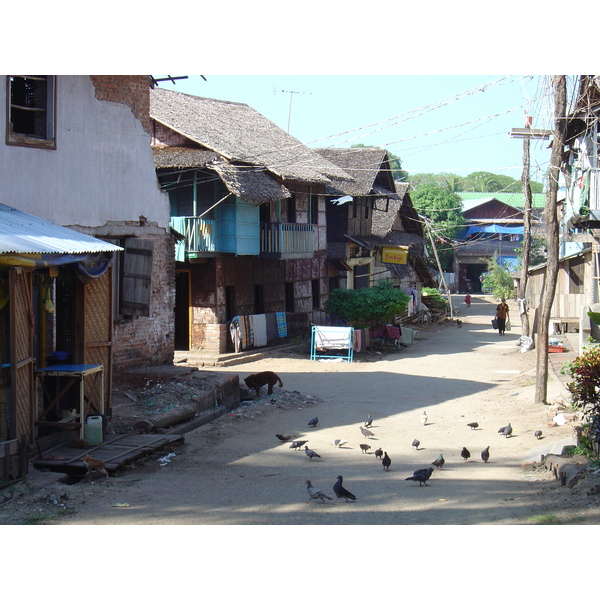 Picture Myanmar Myeik (Mergui) 2005-01 155 - History Myeik (Mergui)