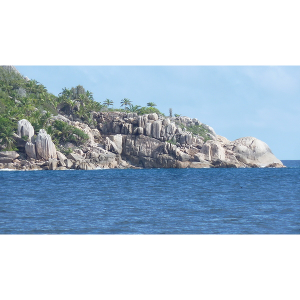 Picture Seychelles Petite Soeur 2011-10 26 - Tours Petite Soeur