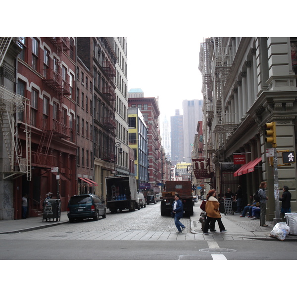 Picture United States New York Soho 2006-03 65 - Tours Soho