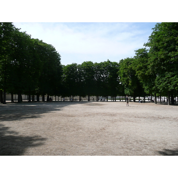 Picture France Paris Garden of Tuileries 2007-05 320 - Journey Garden of Tuileries