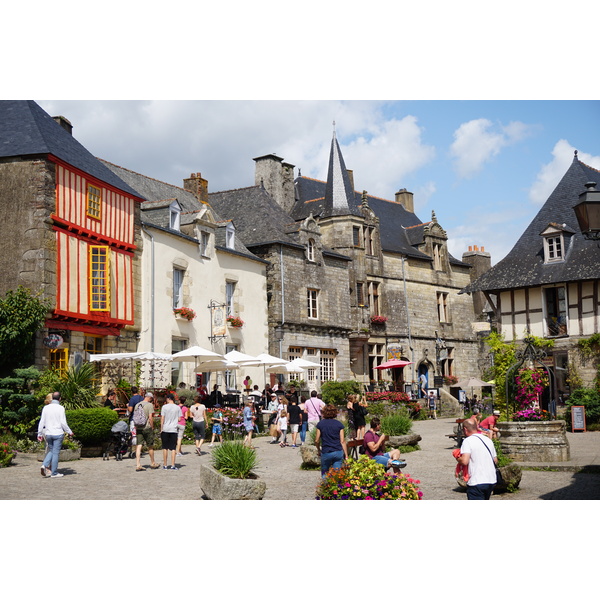 Picture France Rochefort-en-Terre 2017-08 55 - Recreation Rochefort-en-Terre