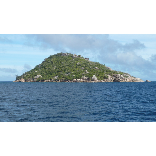 Picture Seychelles Petite Soeur 2011-10 13 - Discovery Petite Soeur