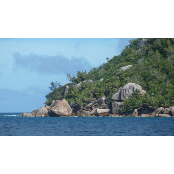 Picture Seychelles Petite Soeur 2011-10 17 - Discovery Petite Soeur